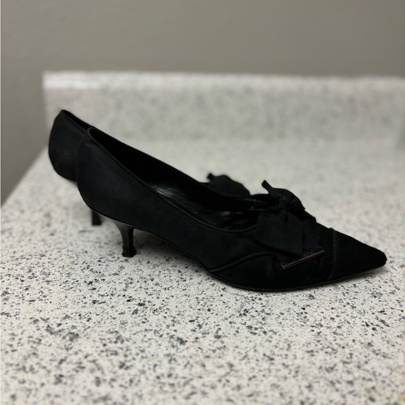 CHANEL Vintage Black SATIN heels pumps with LOGO Bow detail Size: 38.5EU/8US - Picture 5 of 8